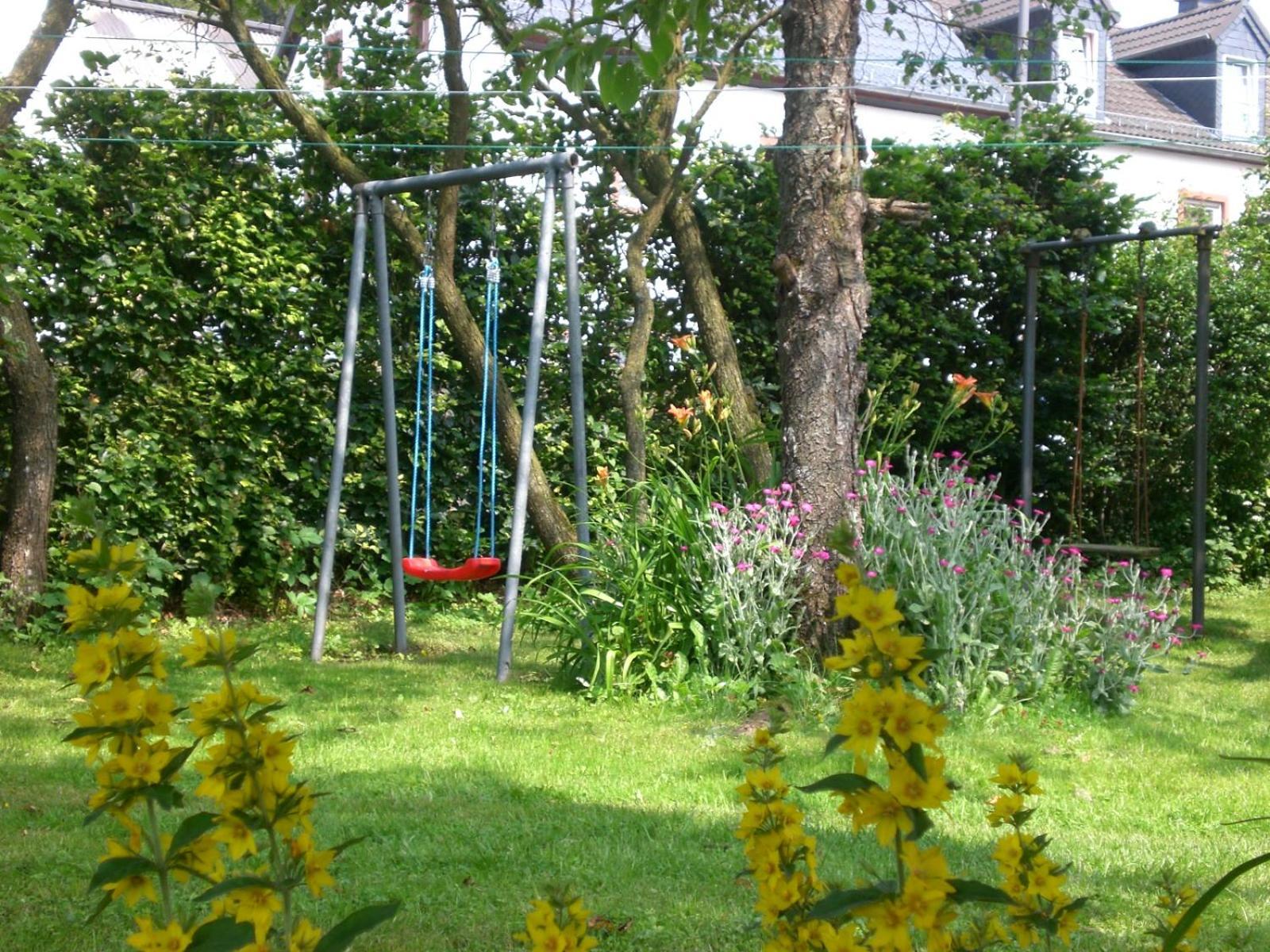 Bauernhof&Ferienwohnung An der Lay Kerpen  Exterior foto